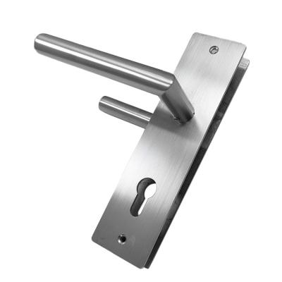 China Modern Professional Design Rectangular Panel Lever Handle On Plate Frame Aluminum Door With Plate for sale