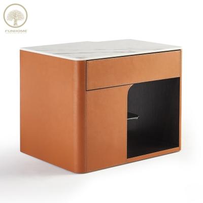 China Modern Cheap Bedside Tables Trunk Bedside Table Leather Bedside Tables for sale