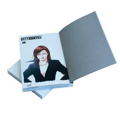 Cina Grippaggio perfetto di servizio di Manga Soft Cover Book Printing di colore pieno A4 in vendita