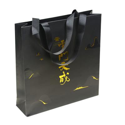 Chine sac de papier du tissu C1S de 40cm imprimant le finissage UV stratifié de tache à vendre