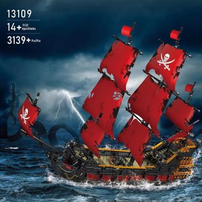 China Mold King 13109 ideas pirate ship Queen Anne's revenge pirate ship building block simulation model expert Caribbeans pirate ship bricks model for sale