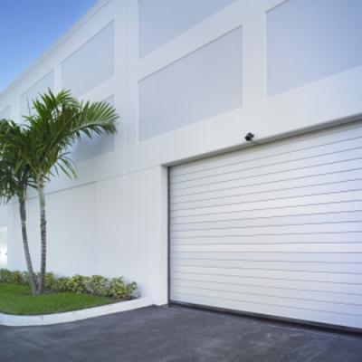 China TOMA Hurricane Rolling Door Postmodern Aluminum Shutter Durable Electric Garage Door Roll Up Door à venda