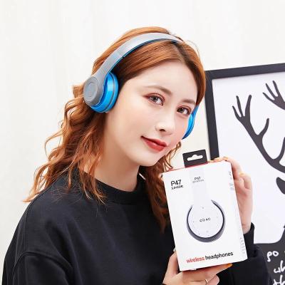 China Hot High Quality HIFI 9D Stereo Earphone P47 Foldable Wireless Mobile Earphone For iPhone Tablet BT Headset With MIC Support SD Card for sale