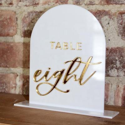 China Eco-friendly Modern Arched Table Number Acrylic Numbers Arch Wedding Sign Gold Mirror Sign Wedding Table Decorations for sale