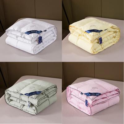 China New Amazon Release Nondisposable Summer Bedroom Air Condition Fluffy Light Weighted Filling Cool Quilt for sale