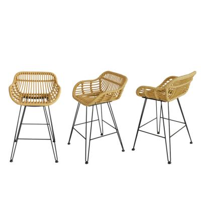 China Durable Modern Design Furniture Bar Stool Pool Patio Bar Set Rattan Counter Stool Indoor Outdoor Italian Restaurant Wicker Barstool for sale