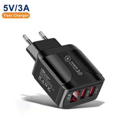 China Cell Phone BFQ Manufacturer 5V 2A 15W QC 3.0 2 USB Adapter 5V 2A LED Light Left Display Dual USB Wall Charger for sale