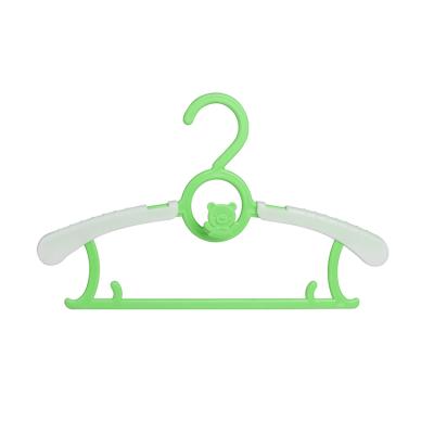 China Factory Minimalist Hangers For Kids Hanger Baby Bear Cartoon Plastic Clothes Hanger for sale