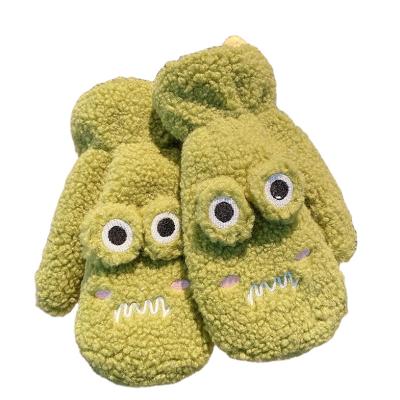 China High Quality Cute Frog Acrylic Plush Toy Thicken Winter Warm Gloves for sale