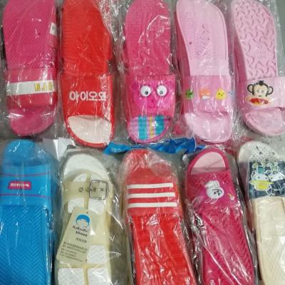 China Running Spell Flip Flops Shoes Running Women Sandals For Sale Lady Sandal Women Bathroom Slippers for sale