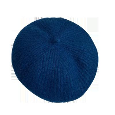 China 2022 comfortable women's autumn and winter retro solid color warm beret art British beret for sale