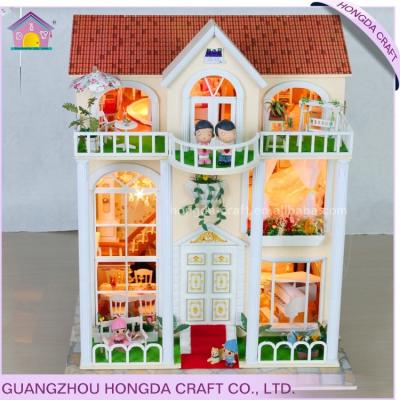 China Educational Toy Wooedn Miniature House Miniature Models Toys Loving Family Doll House Doll House Philippines for sale