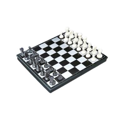 China Magnetism Plastic Wholesale Folding Chess Amazon Family Deluxe Set Board Game for sale