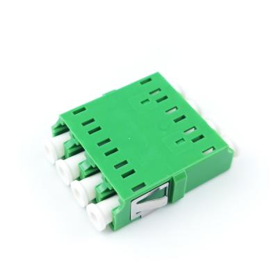 China 4 Ports Grüner LC APC Glasfaseradapter Ohrloser Quadratkopplung für FTTH-Leistung zu verkaufen