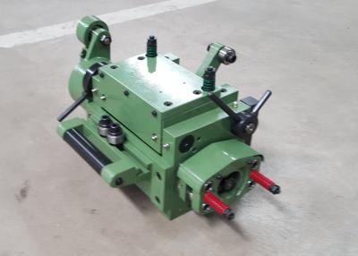 China High Speed Roll Feeder Machine With Press Machine Feeding Control Way for sale