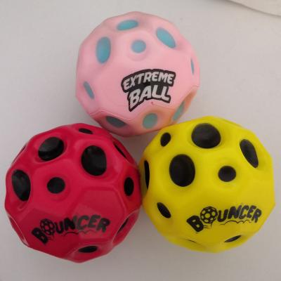 China 00BM Moon Ball Bounce Extreme Ball Game for sale