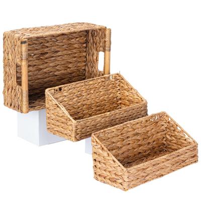 China Sustainable Handwork 100% Hyacinth Water Bin Tray Medium Woven Handle Easter Basket Little Wicker Storge Storagebasket Square for sale