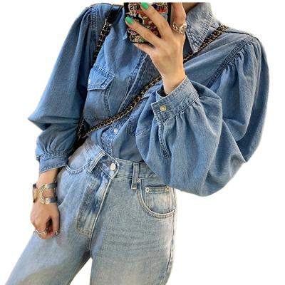 China Anti-pilling new 2020 fashion anti-pilling denim loose stitching long blue Jean Jacket Sleeved Shirt Coat for sale