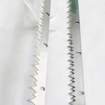 China Other blade high and iow long serrated teeth knife can be customized for sale