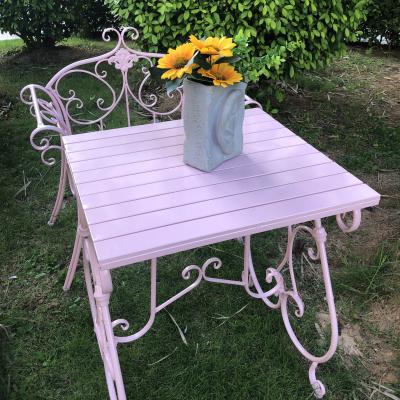 China Wholesale Factory Price Farmhouse Garden Furniture Rustic Outdoor White Wrought Iron Table And Chair Garden Sets for sale