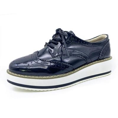 China Anti-Smell Wedge Brogue Lace Up Women Patent Leather Shoes for sale