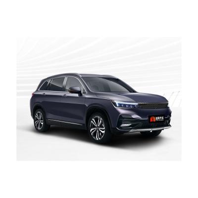 China Durable low price 5-door 5-seat used new energy vehicles car for sale