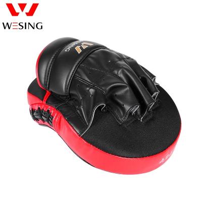 China Wesing Universal Custom Curved Boxing Focus Pad Slim Black Red Kickboxing Focus PU Training Pads for sale