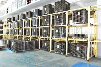 China Folding Stackable Steel Wire Mesh Pallet Cage With Galvanized Surface Treatment for sale