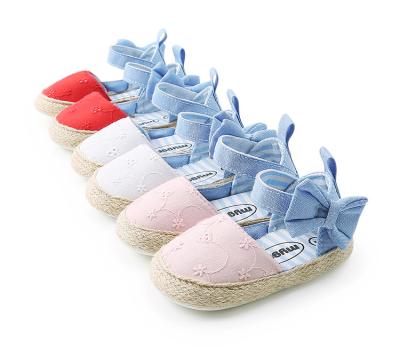 China Breathable Soft Cloth Bow Princess Shoes Baby Shoes Small Cloth Soled Soled Walking Shoes for sale