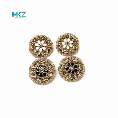 Chine Fleuron circulaire rétro C19 élégant Diamond Buttons, boutons de la fausse pierre 40L pour l'habillement à vendre