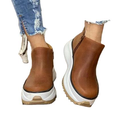 China Usb 2021 new autumn solid color round toe squishy shoes in stock solid color platform flat-heel casual low-top boots for sale