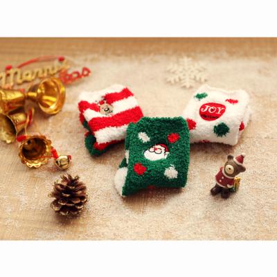 China Breathable 2021 letter women running scosk thickened floor Christmas socks OEM service hot socks factory price for sale