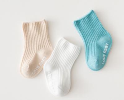 China Breathable 2021 children socks spring, summer, autumn and winter grip the four seasons anti glue playground socks floor socks baby socks for sale