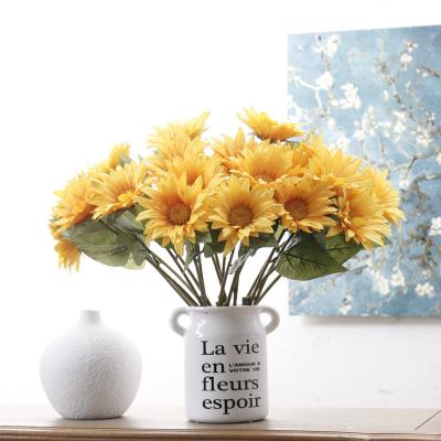 China Wholesale Cheap Eco-friendly Summer Single Yellow Sunflower Artificial Flowers 11cm Diameter Artificial Flower for sale