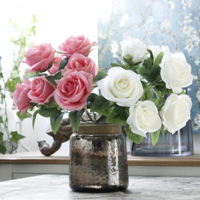 China Eco-friendly Popular Hot Selling 7 European Style Roses Bouquet 9 Colors Roses Wedding Hotel Home Decor Flowers Artificial Heads for sale