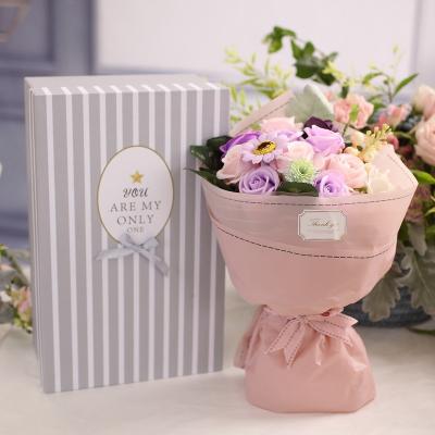 China Wholesale 11 Pcs Eco-friendly Artificial Soap Flower Bouquet With Gift Box For Valentines Day Mother's Day Flower Gift for sale