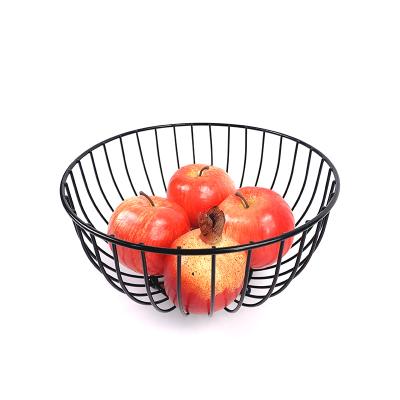 China Viable Home Wire Black Iron Kitchen Organizer Kitchen Tabletop Decor Metal Fruit Basket Vegetable Bowl for sale