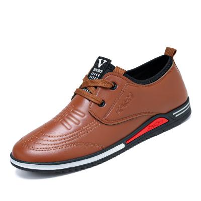 China Wholesale New Durable Board Style Men's Durable Leather Shoes Fashion Leisure Leather Shoes Black Sports Shoes Small for sale