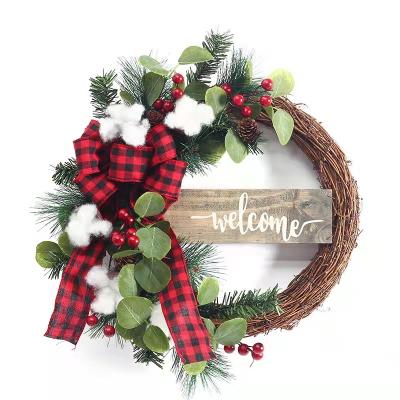 China Wholesale Environmentally Friendly Christmas Environmental Friendly Artificial Wreath Hot Sale PVC 45*45 Decorative Wreath for sale