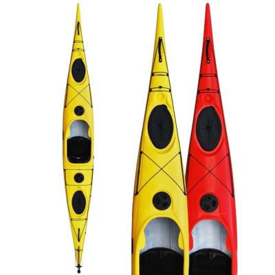 China HDPE HDPE Rotomolded Kajak 500CM One Person Advanced Sandwich Layer Construction 500CM Sea Kayak for sale