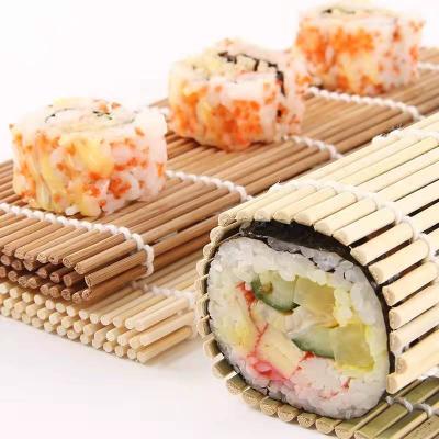 China Stocked 24Cm*24Cm Kitchen Natural Bamboo Sushi Mat Hot Selling Japanese Seaweed Rice Roll Mold Sushi Tool for sale