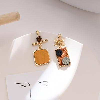 China Environmentally Friendly Silver Asymmetric Temperament Needle Tassels S925 Ear Clip Small Dangling Ear Clip Earrings for sale