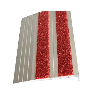 China Modern Outdoor Aluminum Stair Treads Carborundum Stair Nosing For Vinyl Flooring for sale