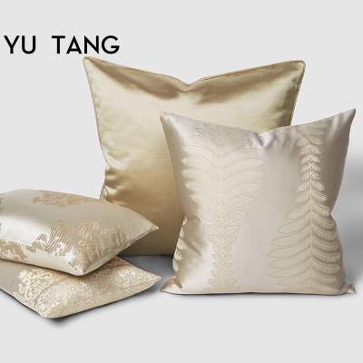 China Silkvein Series Decorative Light Gold Tile Covers Cushion Covers Custom Home Decoration for sale