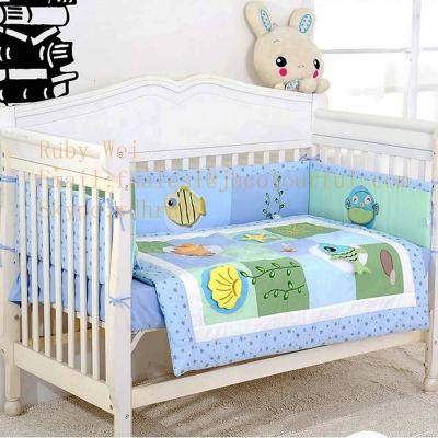 China Viable Baby Crib Crib Bedding Set Newborn Baby Bumper Infant Girls Green Baby Bedding Set for sale