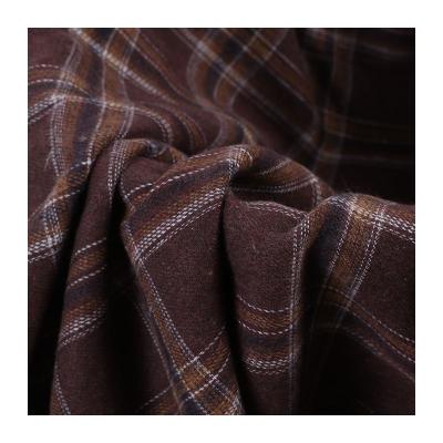 China 16S Breathable Woven 21S Brushed Polyester Cotton Yarn Dyed Flannel Check Plaid Fabric For Mens Womens Shirts Linen Pajamas for sale