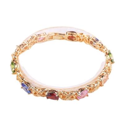 China FASHIONABLE 2022 Green Diamond Ruby Zircon 18K Gold Jewelry Bracelet Ladies Colorfast Waterproof for sale