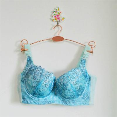 China Multi country color bra hanger for display bra clothes cups mental store display staples underwear bra hanger for sale