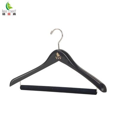 China SHOW 77 Series Suspender Solid Wood Factory Can Customize Logo Accessories Hook Color Velvet Hanger for sale