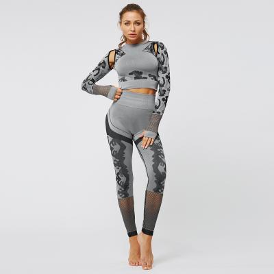 China Sustainable Women Long Sleeve Seamless Breathable Workout Set And Mesh Leggings Yoga Suit Printing for sale